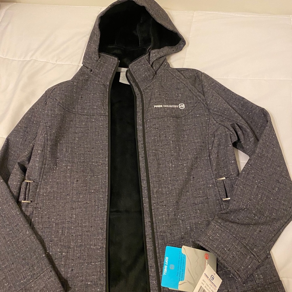 New with tags Free Country Soft Shell Jacket.